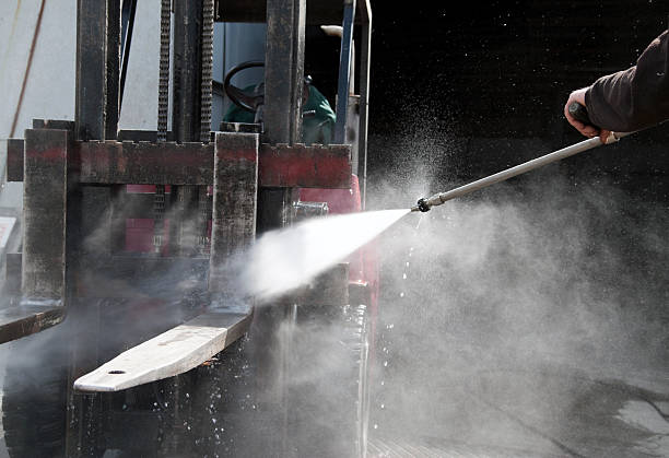 Best Sidewalk Pressure Washing  in Villisca, IA